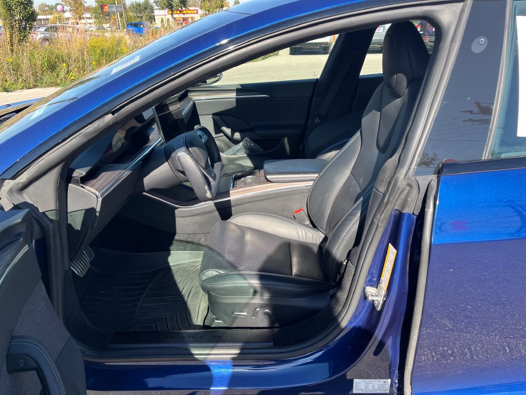 Used 2022 Tesla Model S AWD/4WD image 10