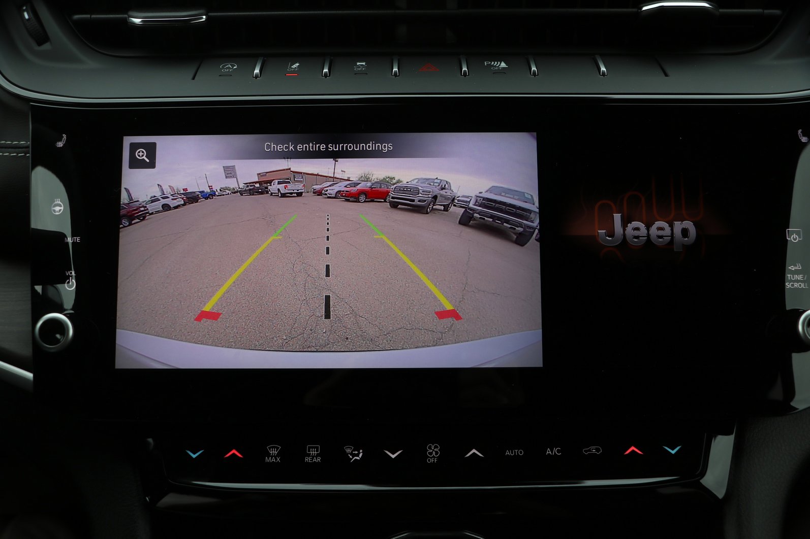 New 2026 Jeep Grand Cherokee L 4WD image 23