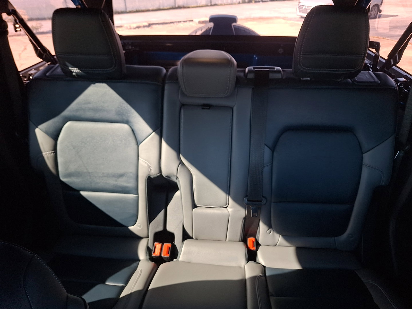 Used 2024 Ford Bronco Outer Banks image 19