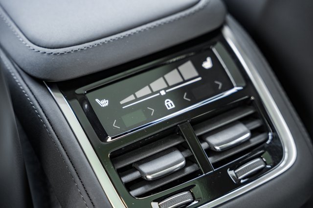 New 2026 Volvo XC90 B6 Ultra image 30