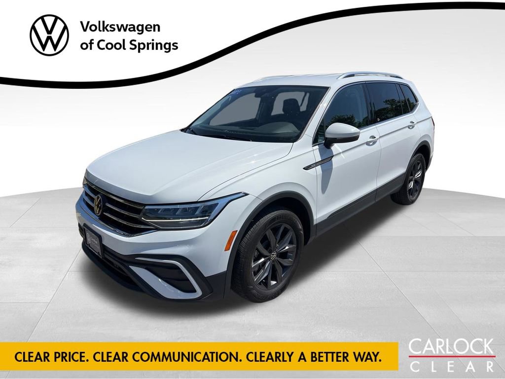 Used 2022 Volkswagen Tiguan SE AWD/4WD image 1