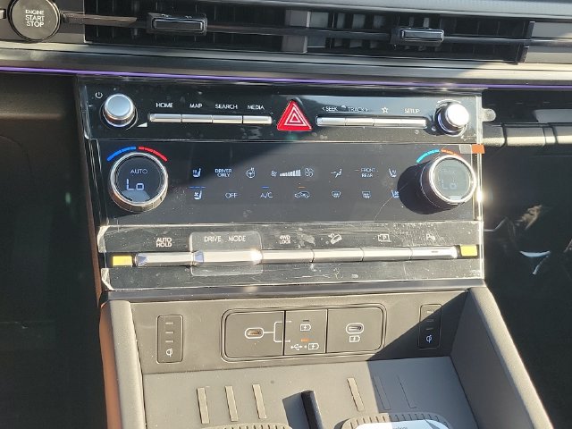 New 2026 Hyundai Santa Fe Calligraphy AWD/4WD image 13