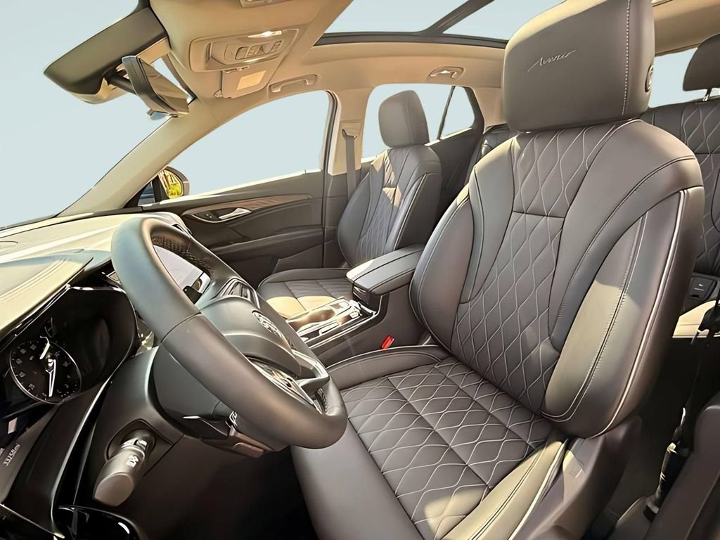 Used 2023 Buick Envision Avenir AWD/4WD image 23
