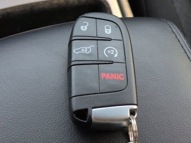 Certified 2021 Jeep Grand Cherokee Laredo w/ Security & Convenience Group image 36