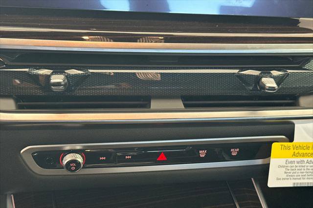 New 2026 BMW X5 xDrive40i w/ Premium Package AWD/4WD image 17