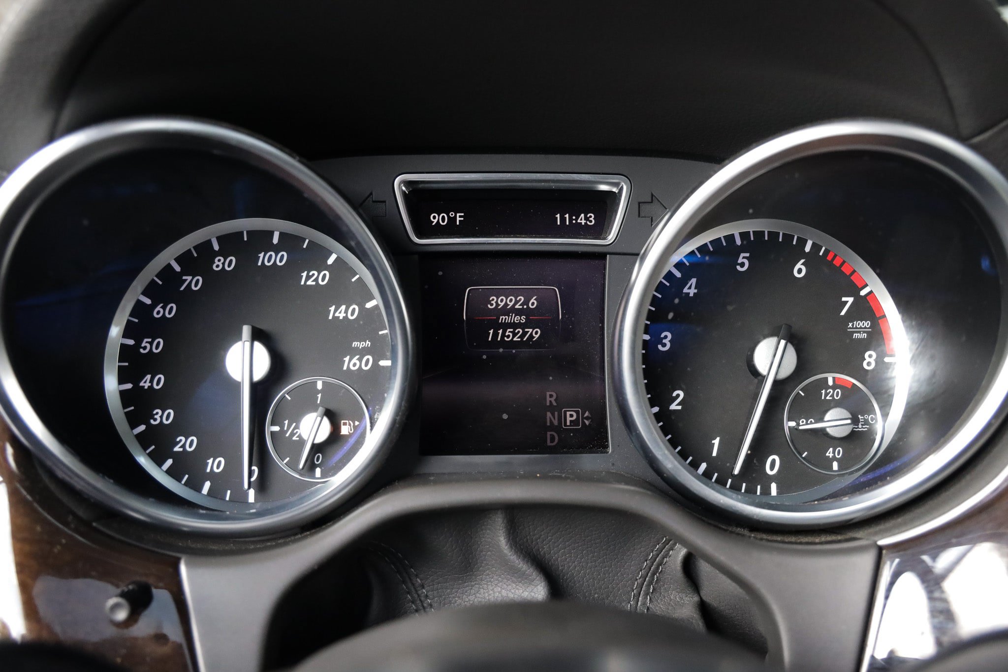 Used 2015 Mercedes-Benz GL 450 4MATIC image 36