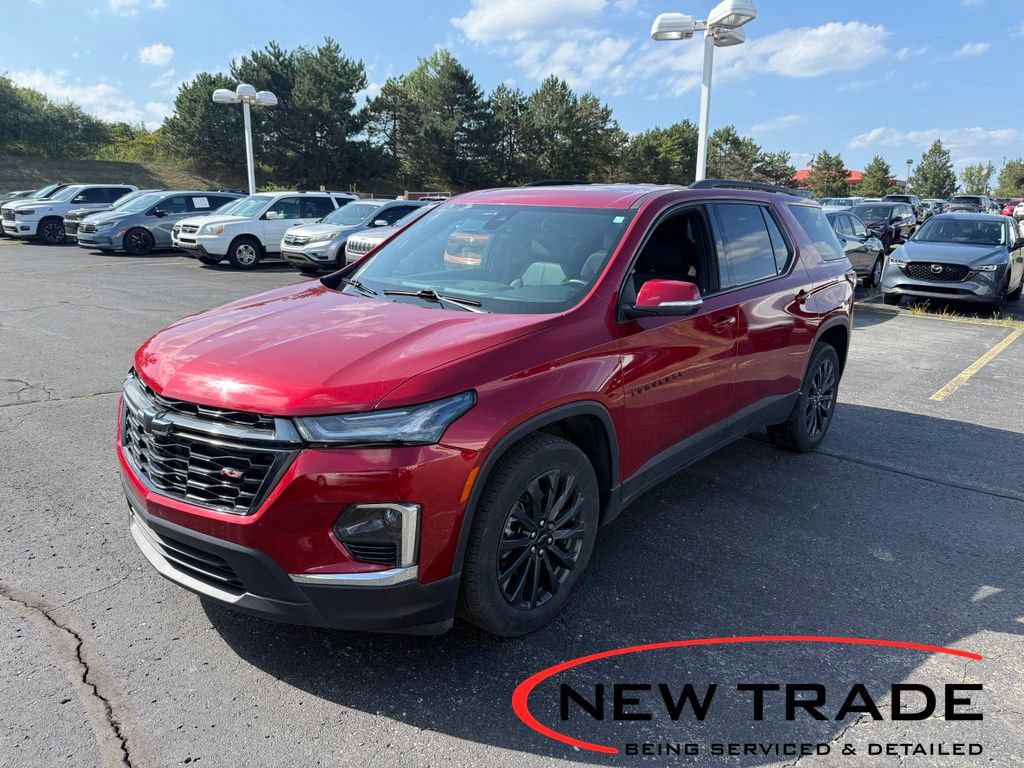 Used 2023 Chevrolet Traverse RS w/ LPO, Floor Liner Package