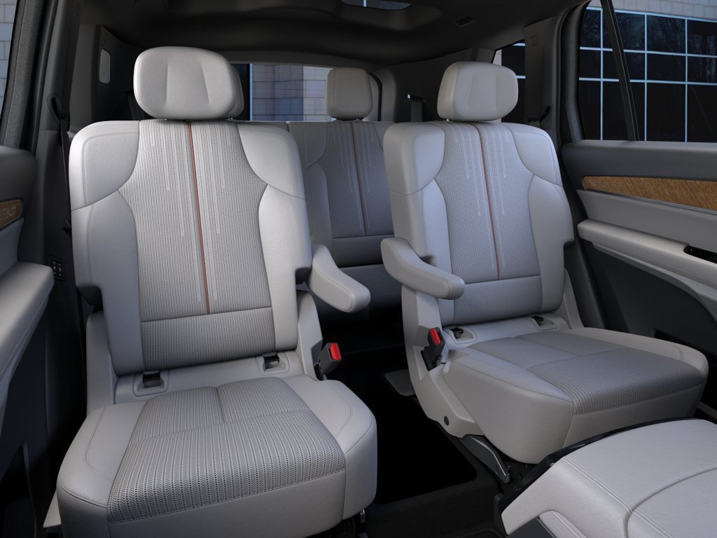 New 2027 Cadillac Vistiq Sport AWD/4WD image 17