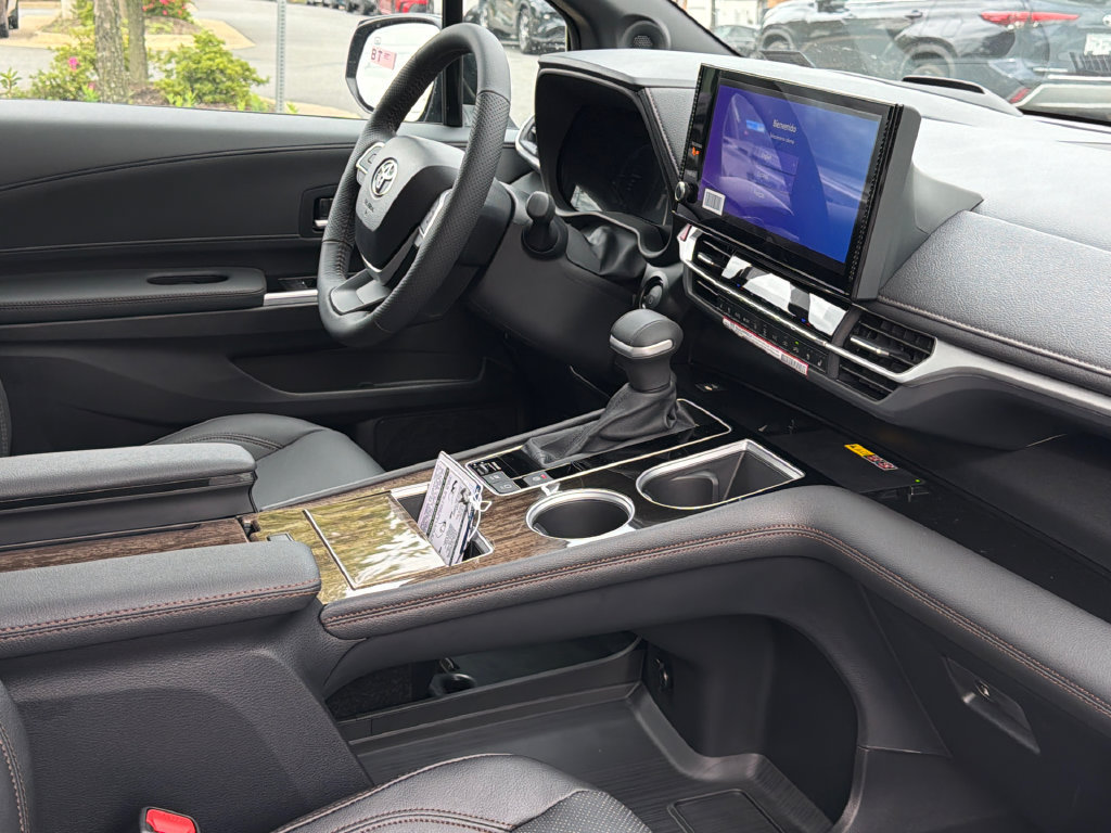 New 2026 Toyota Sienna Platinum AWD/4WD image 13