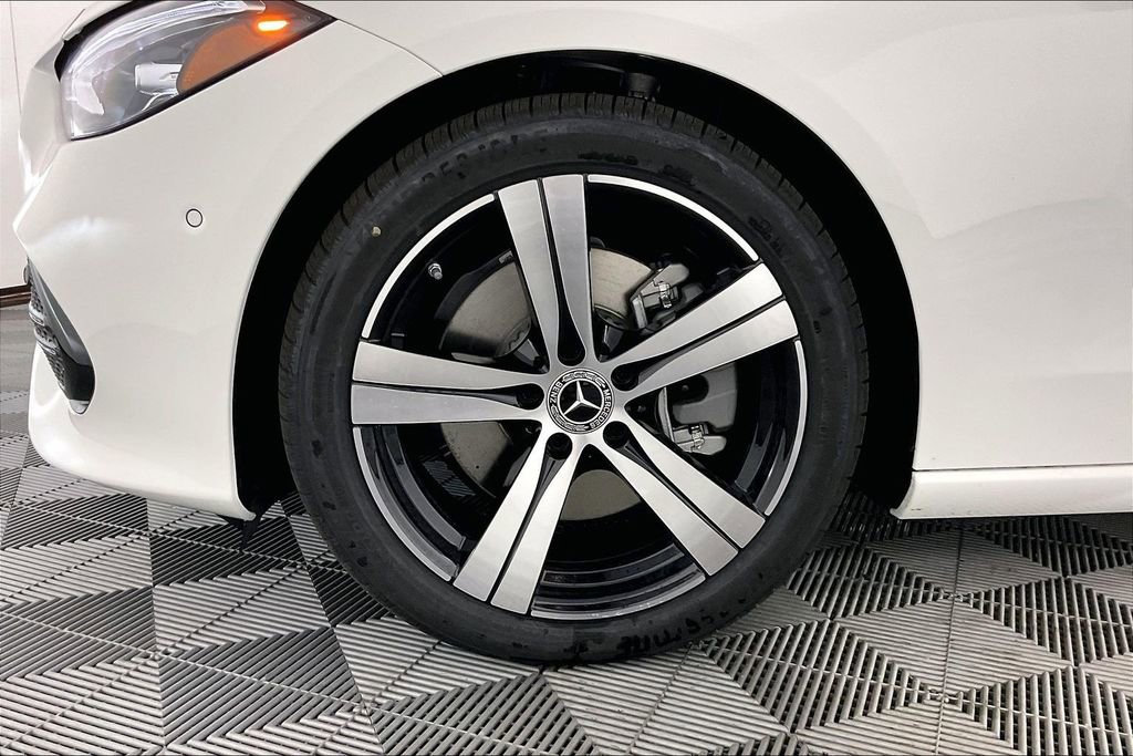 New 2026 Mercedes-Benz C 300 4MATIC Sedan image 11