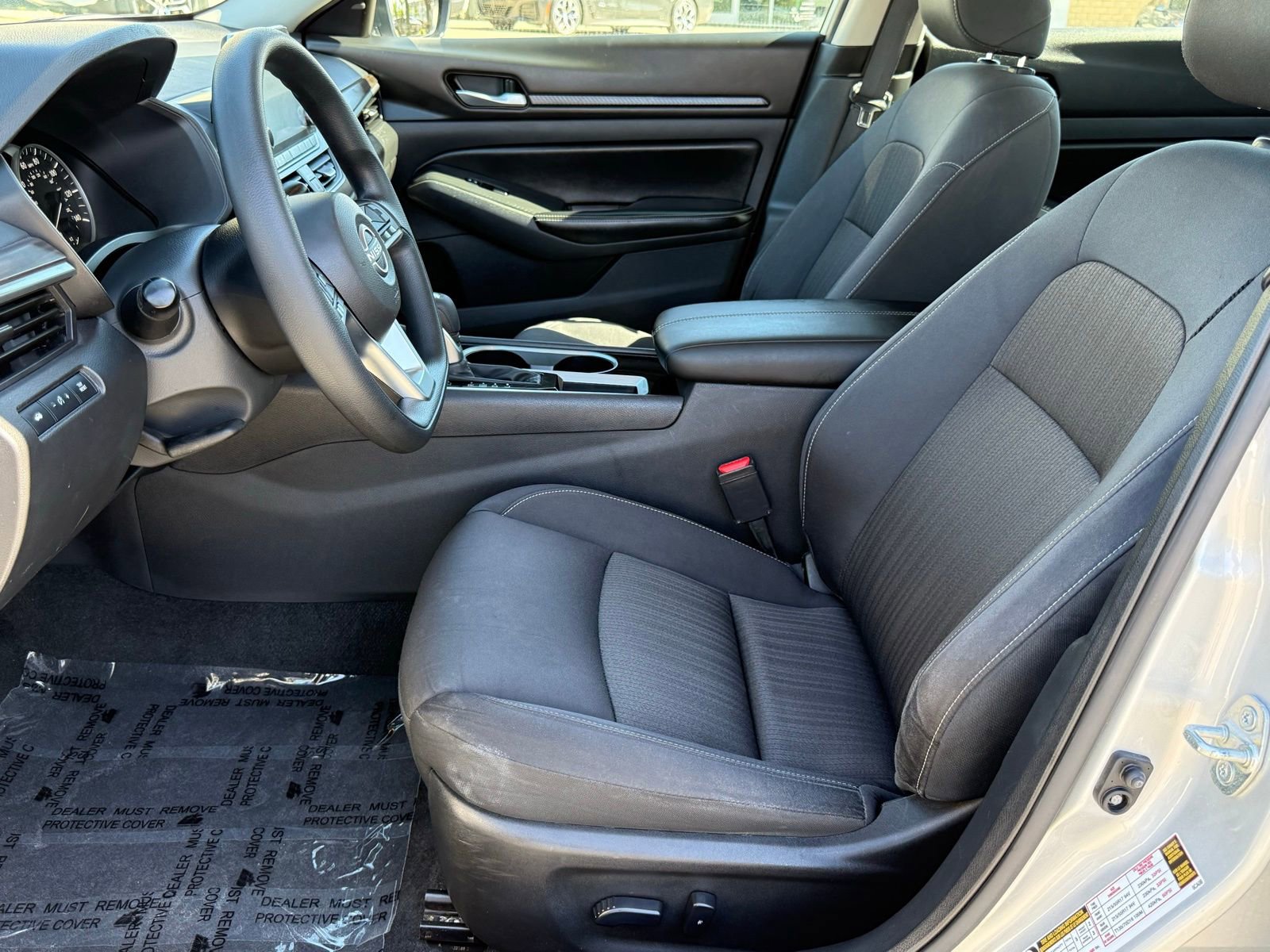 Used 2024 Nissan Altima 2.5 SV image 22