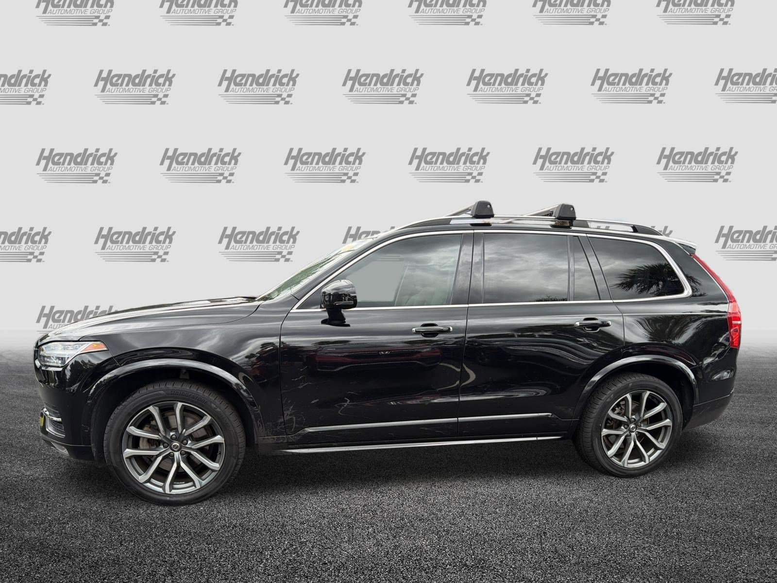 Used 2019 Volvo XC90 T6 Momentum w/ Protection Package AWD/4WD image 6