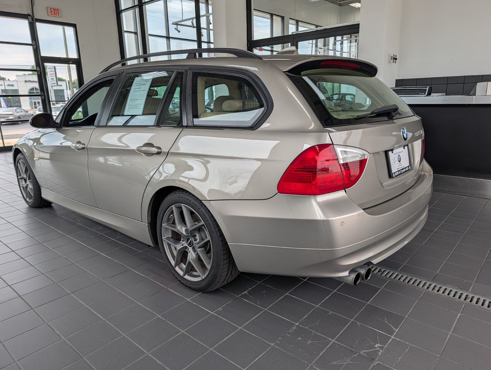Used 2008 BMW 328xi Wagon AWD/4WD image 5
