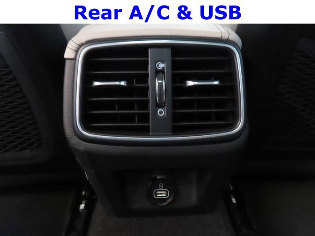Used 2022 Genesis G70 3.3T RWD image 37