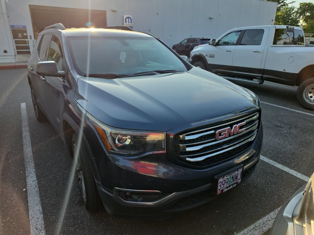Used 2018 GMC Acadia SLT AWD/4WD image 1