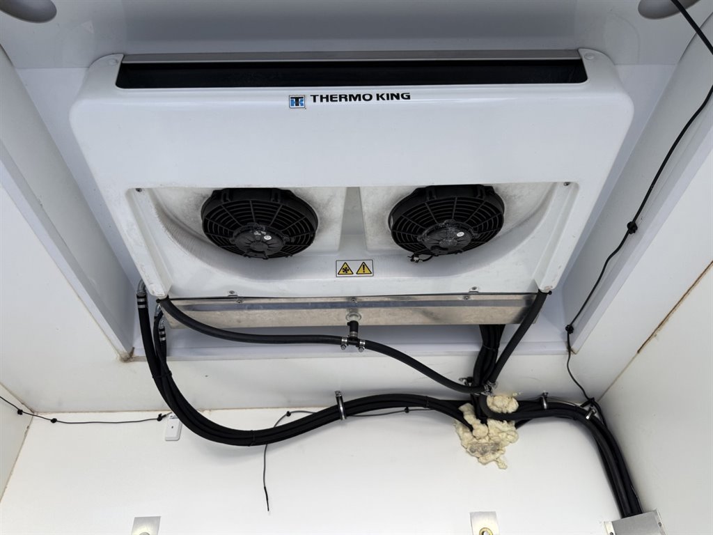 Used 2023 Ford E-350 and Econoline 350 Super Duty w/ Power Windows & Locks Group RWD image 17