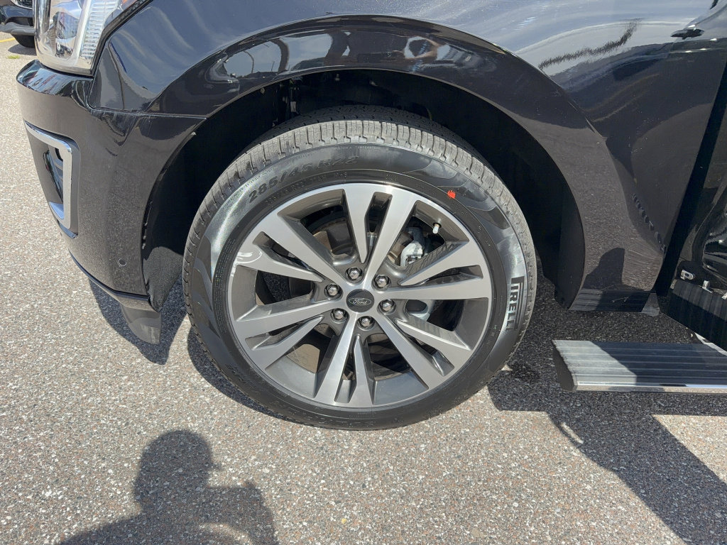 Certified 2021 Ford Expedition Platinum AWD/4WD image 39