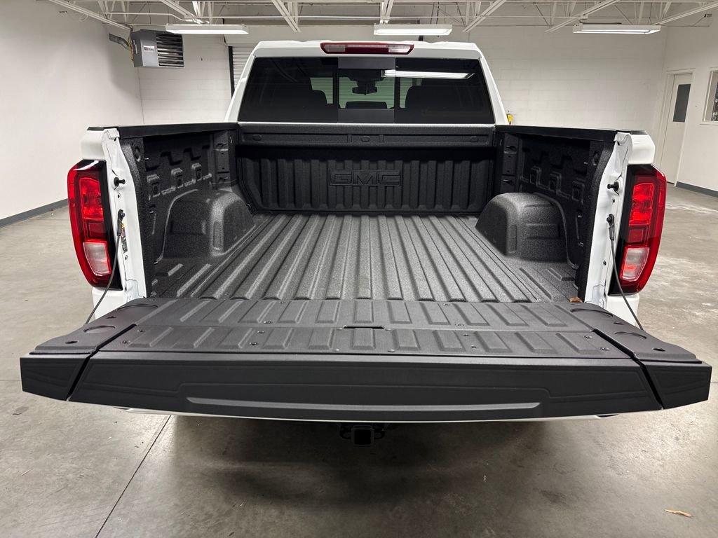New 2026 GMC Sierra 1500 Elevation w/ Elevation Premium Package AWD/4WD image 18