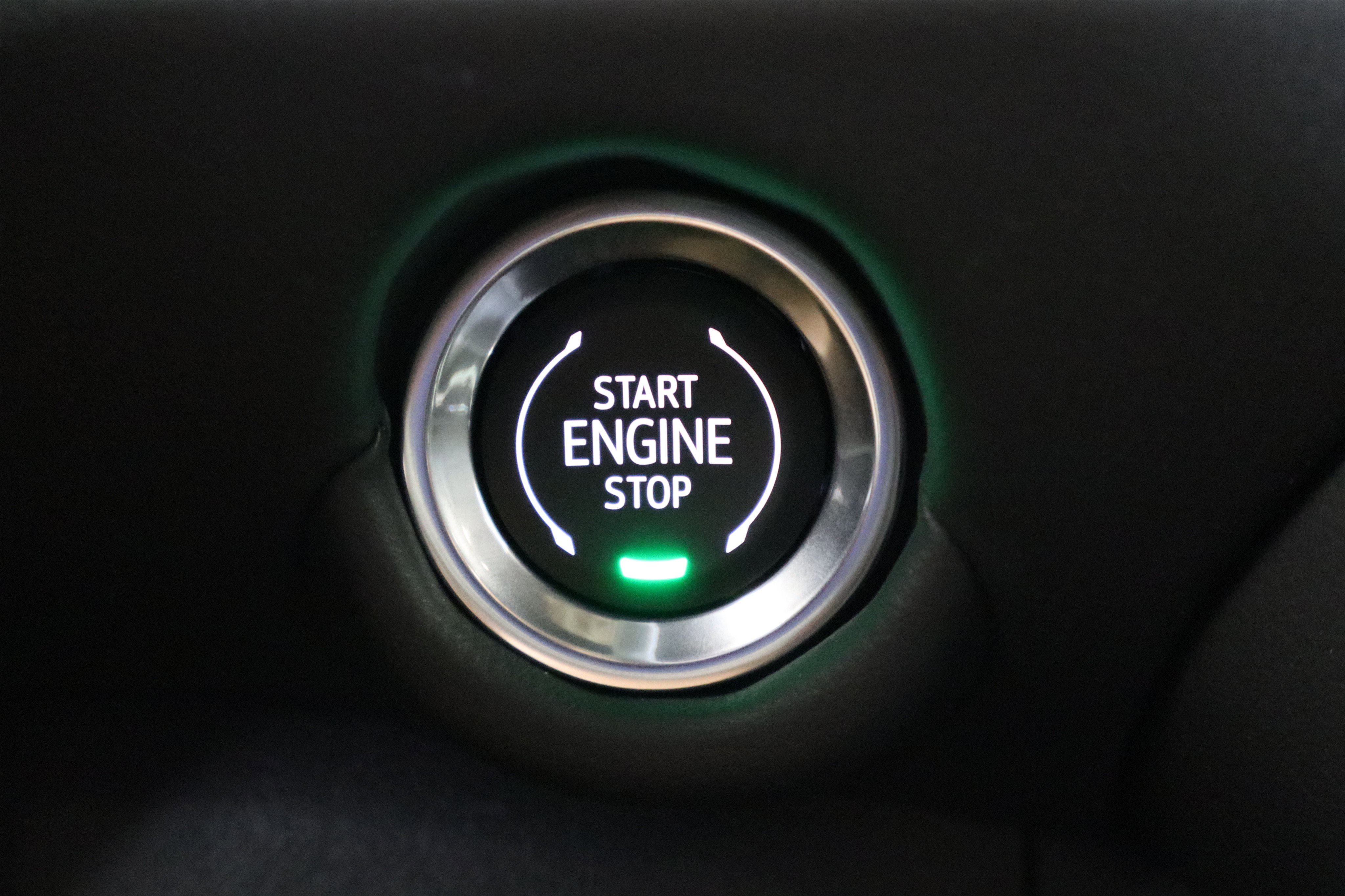 New 2025 Chevrolet Suburban Premier image 34