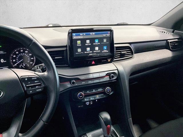 Used 2020 Hyundai Veloster 2.0 Premium image 8