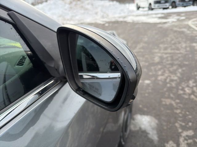 Used 2021 Nissan Sentra SR w/ SR Premium Package image 4