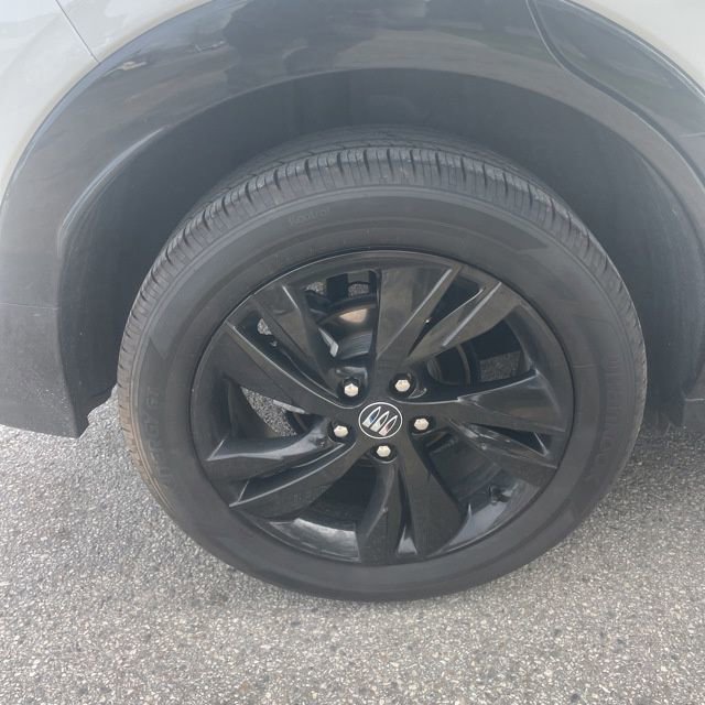 Used 2024 Buick Encore GX Sport Touring image 12