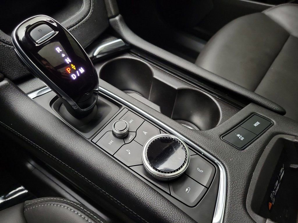 Certified 2024 Cadillac XT6 Sport w/ LPO, Onyx Lite Package image 18