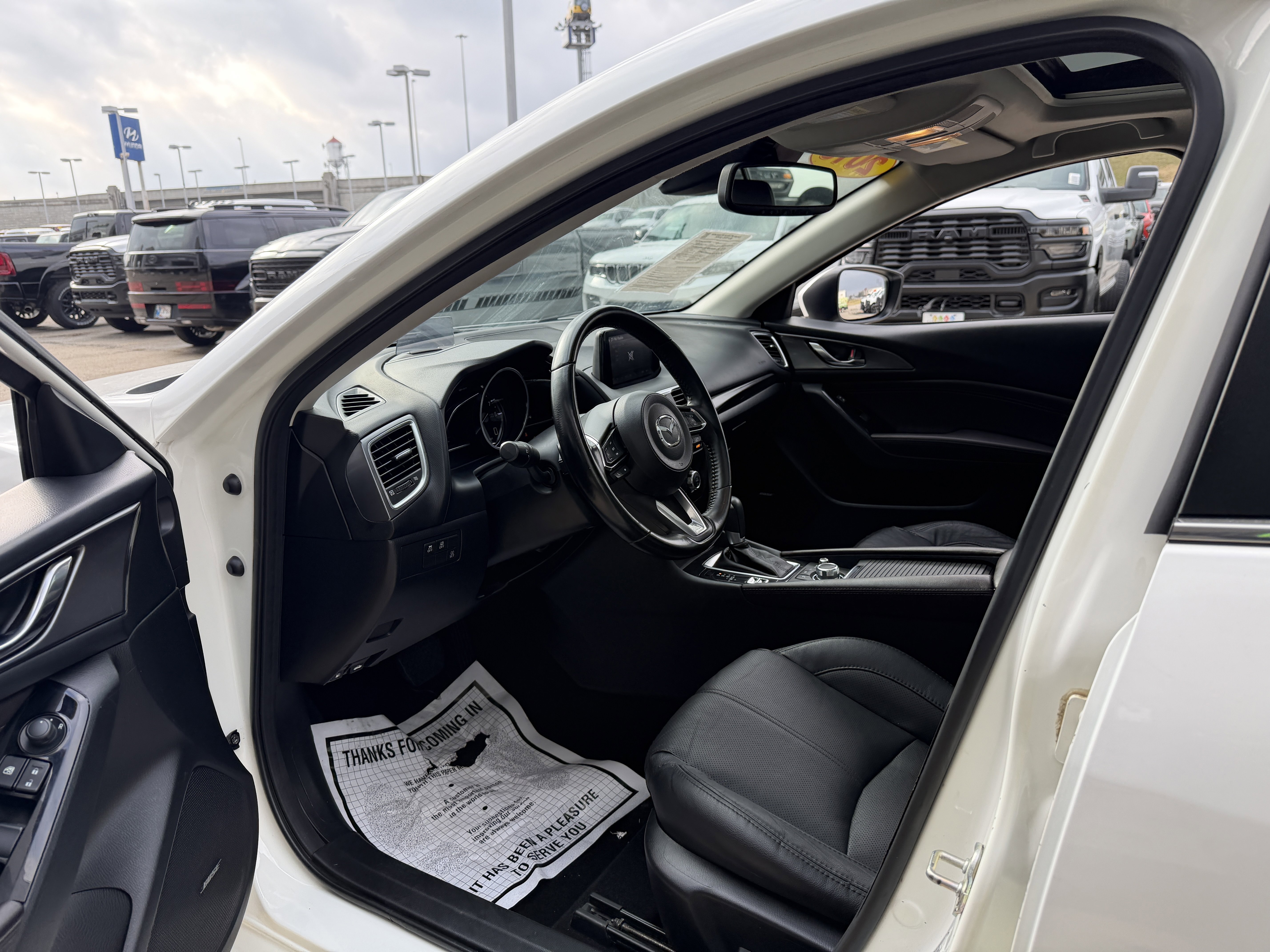 Used 2018 MAZDA MAZDA3 Grand Touring w/ Premium Equipment Package image 28