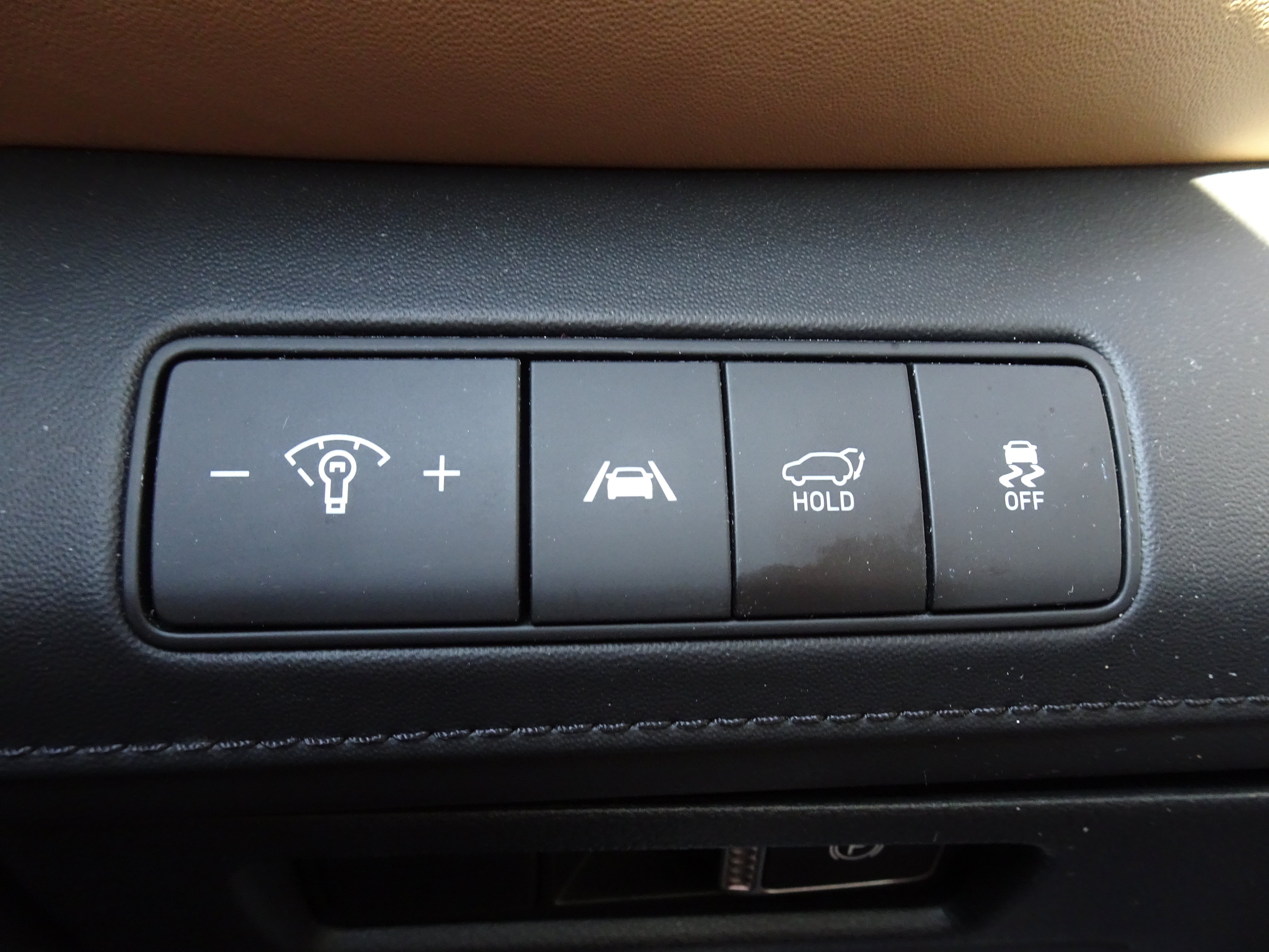 Used 2023 Hyundai Santa Fe Calligraphy AWD/4WD image 29
