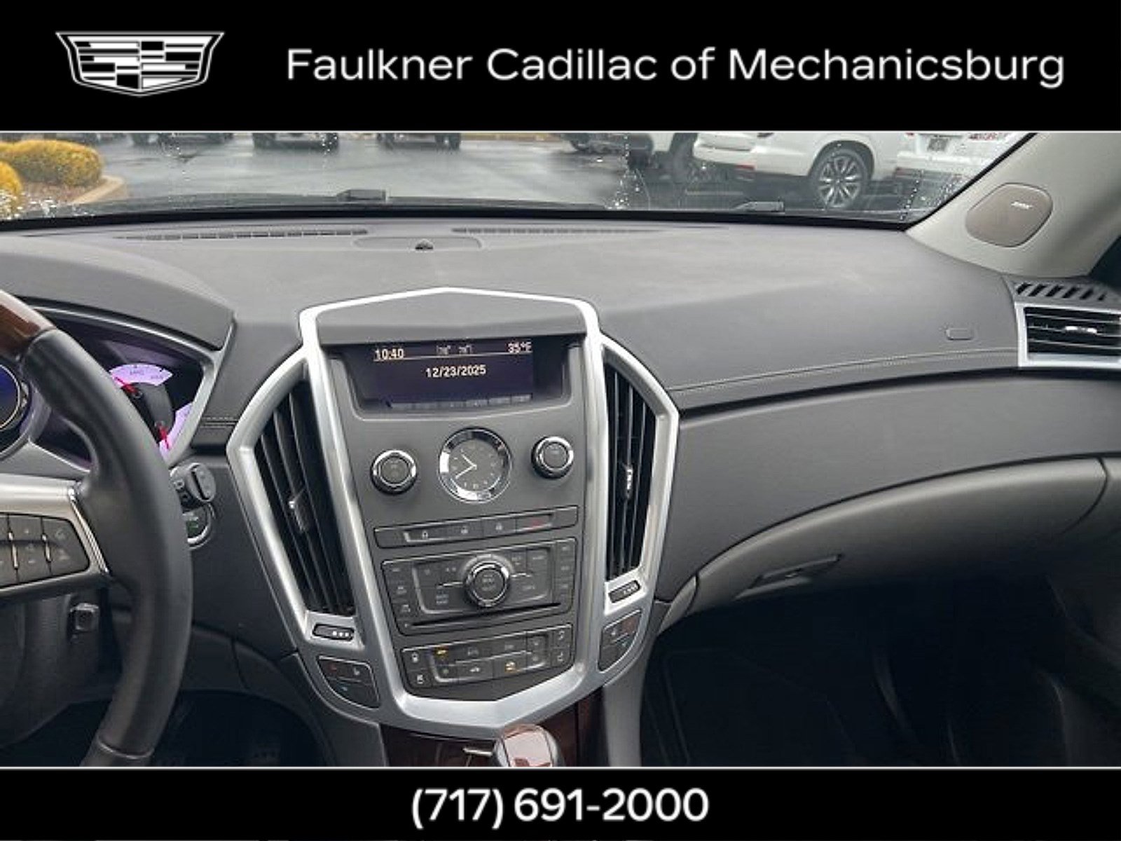 Used 2011 Cadillac SRX Luxury image 21