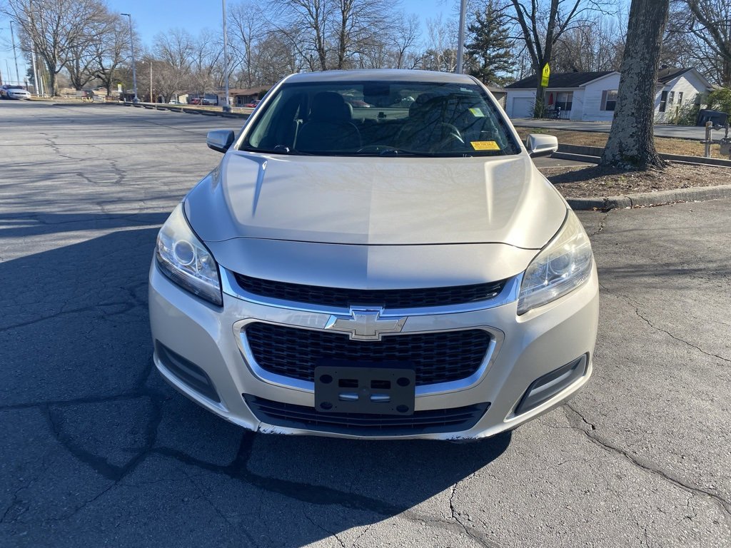 Used 2016 Chevrolet Malibu LT w/ Power Convenience Package image 2