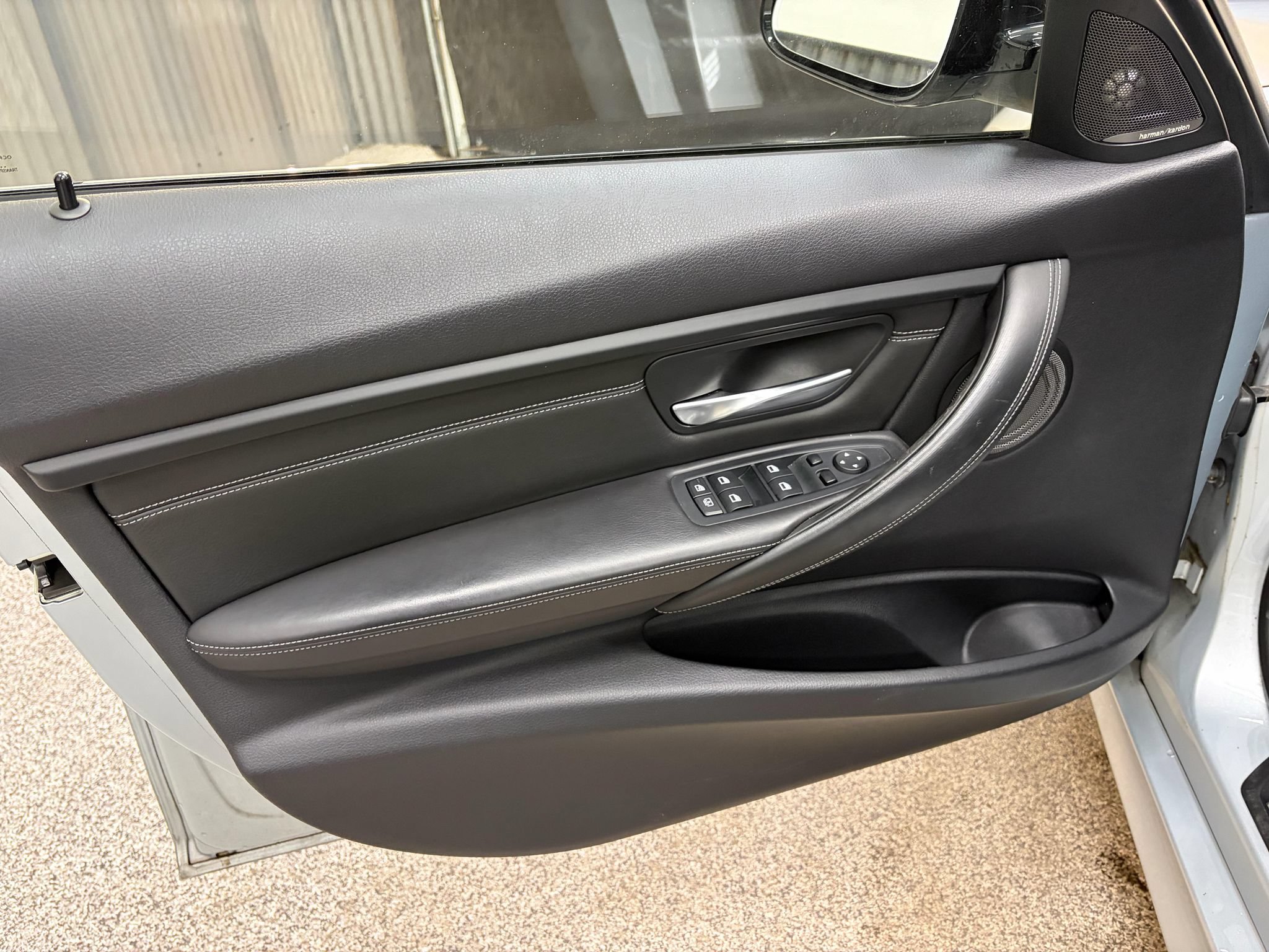 Used 2015 BMW M3 RWD image 17