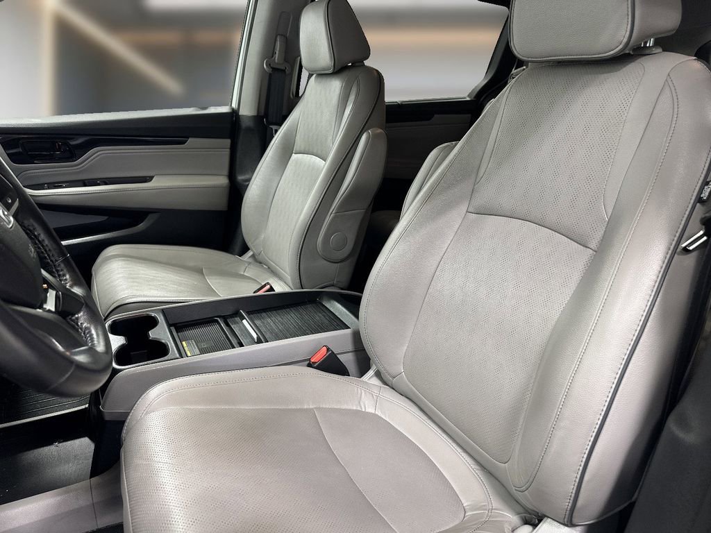 Used 2022 Honda Odyssey Elite image 13