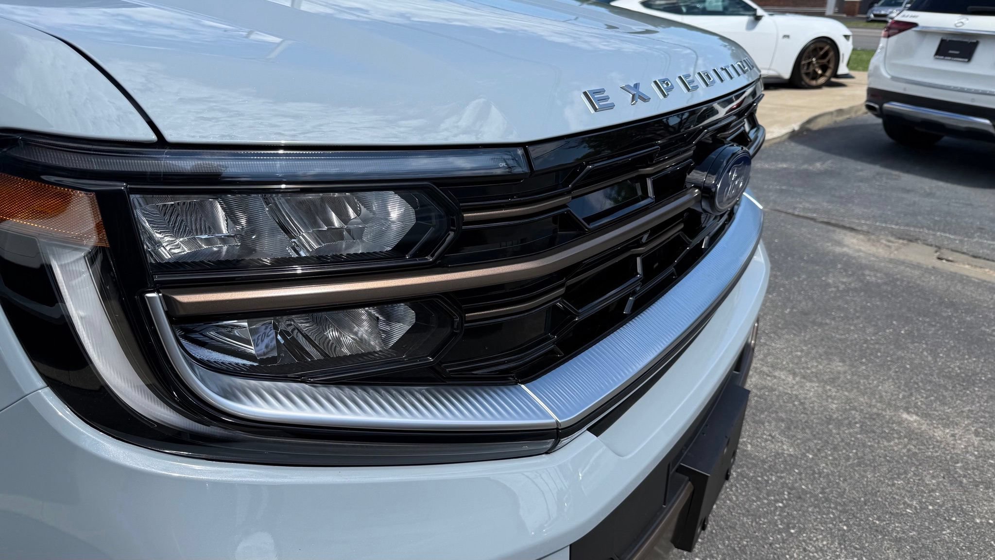 Used 2025 Ford Expedition King Ranch AWD/4WD image 16