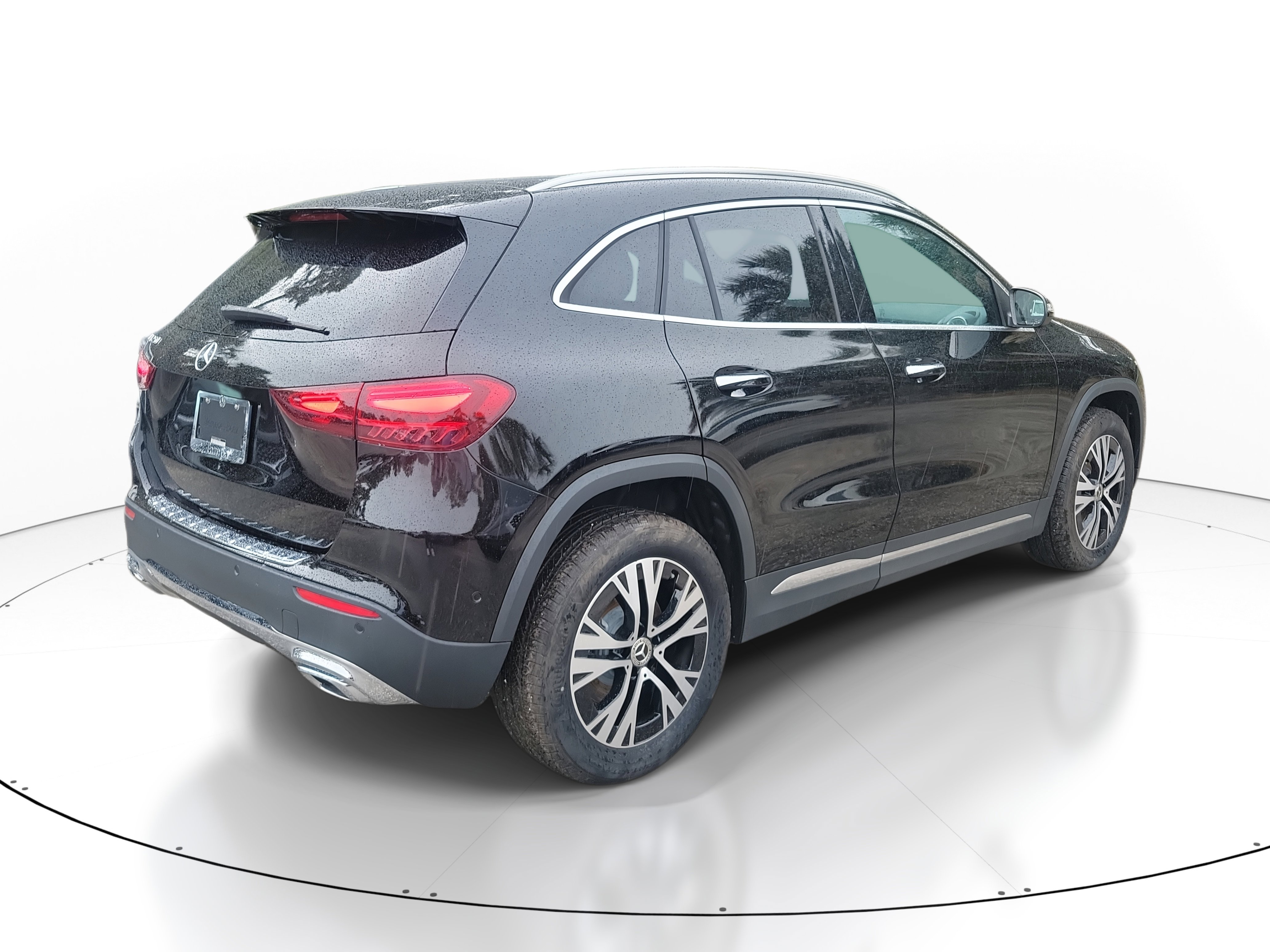 Certified 2025 Mercedes-Benz GLA 250 image 4