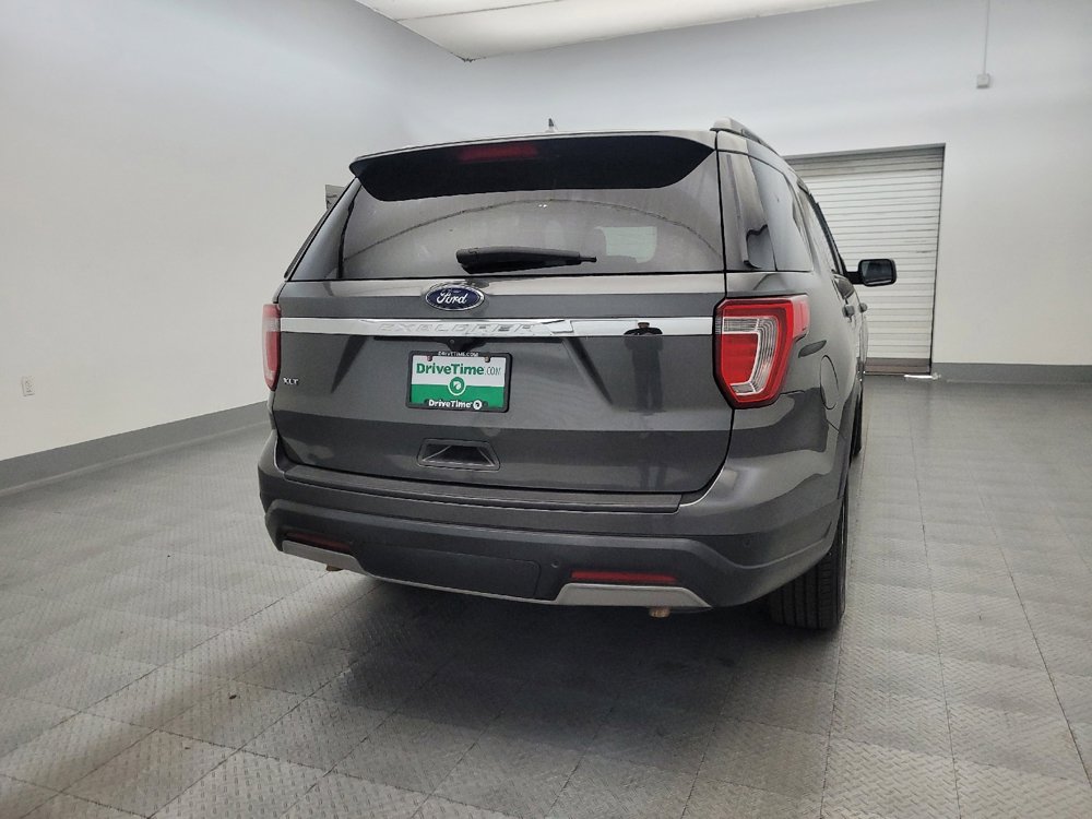 Used 2019 Ford Explorer XLT w/ Equipment Group 202A FWD image 7