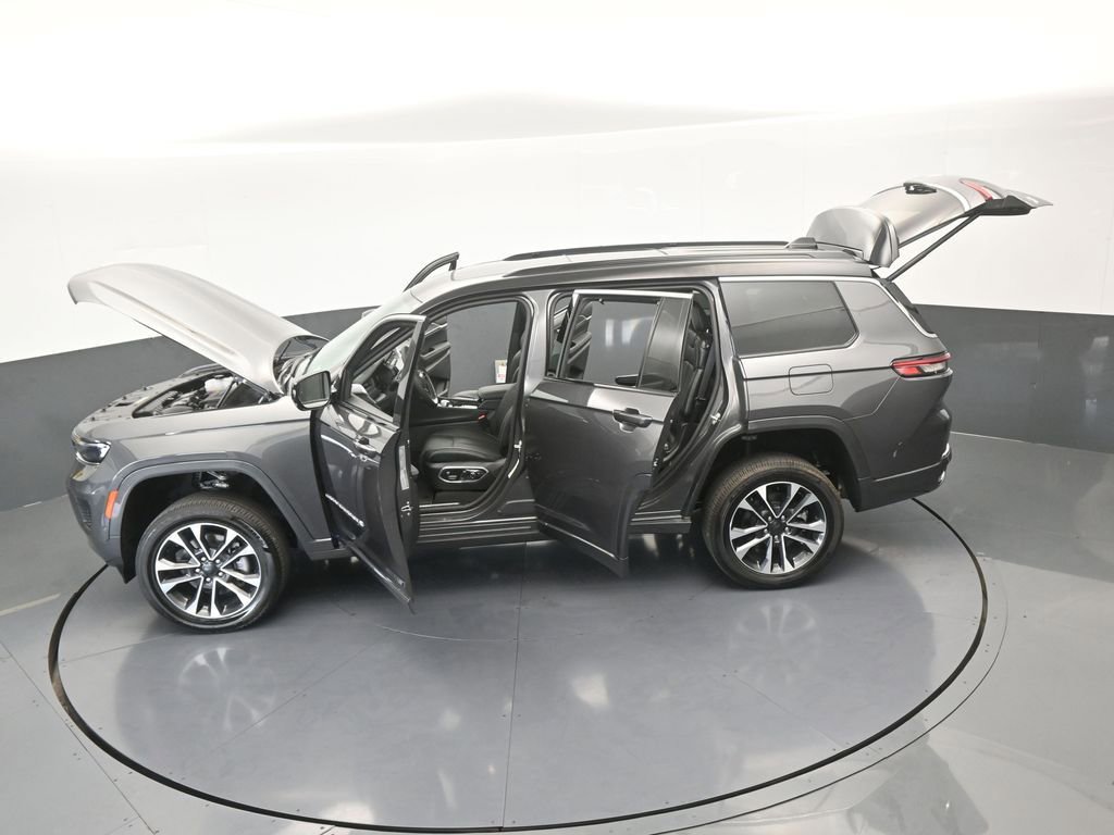 Used 2024 Jeep Grand Cherokee L Overland w/ Luxury Tech Group IV image 70
