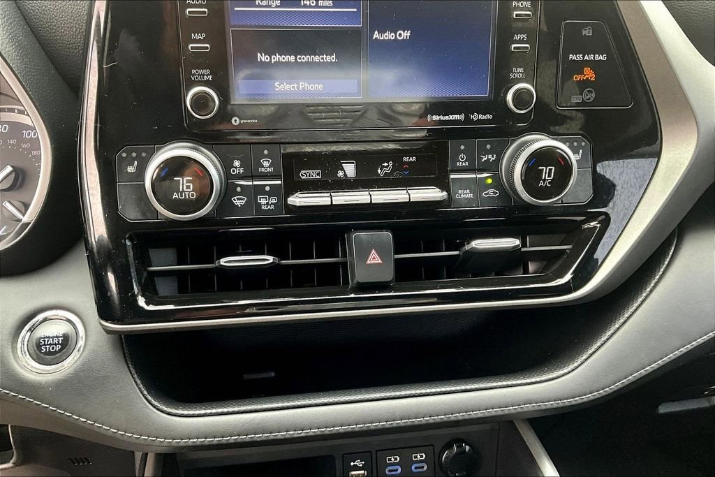Used 2022 Toyota Highlander XLE image 15
