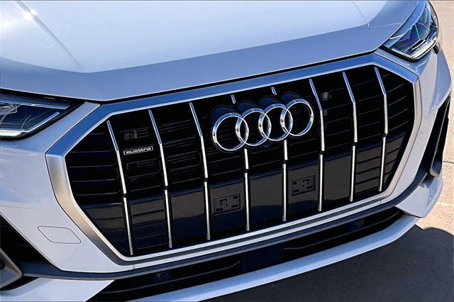 Used 2024 Audi Q3 2.0T Premium Plus w/ Premium Plus Package image 30