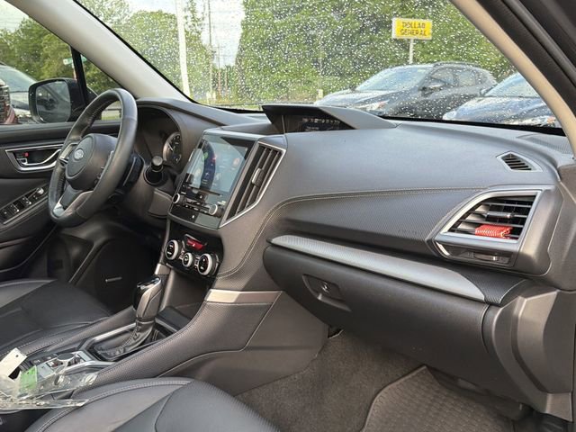 Used 2021 Subaru Forester Limited image 19