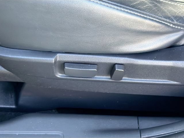 Used 2018 Mitsubishi Outlander SEL AWD/4WD image 21