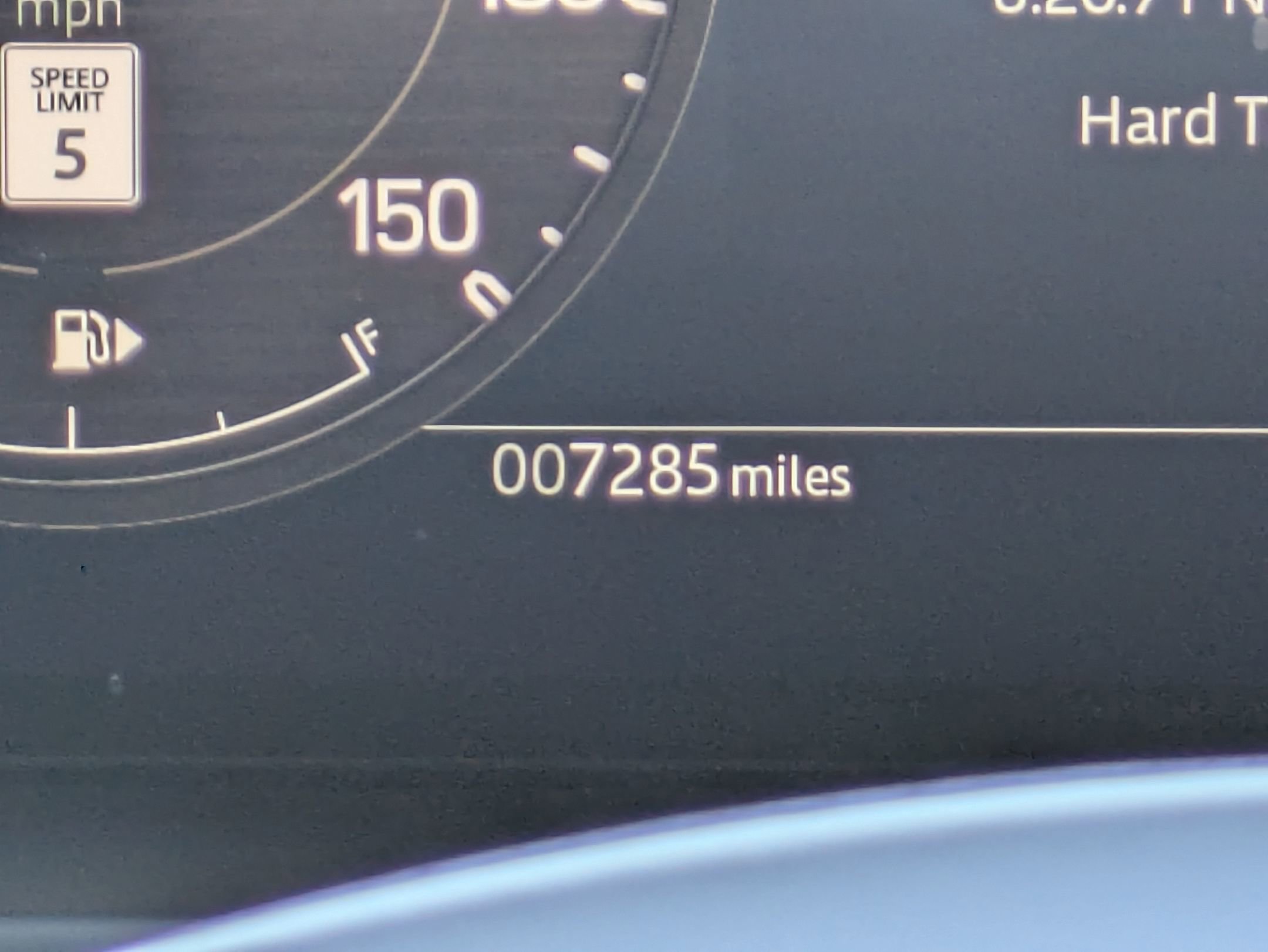 Certified 2025 Land Rover Defender 110 X-Dynamic SE image 11