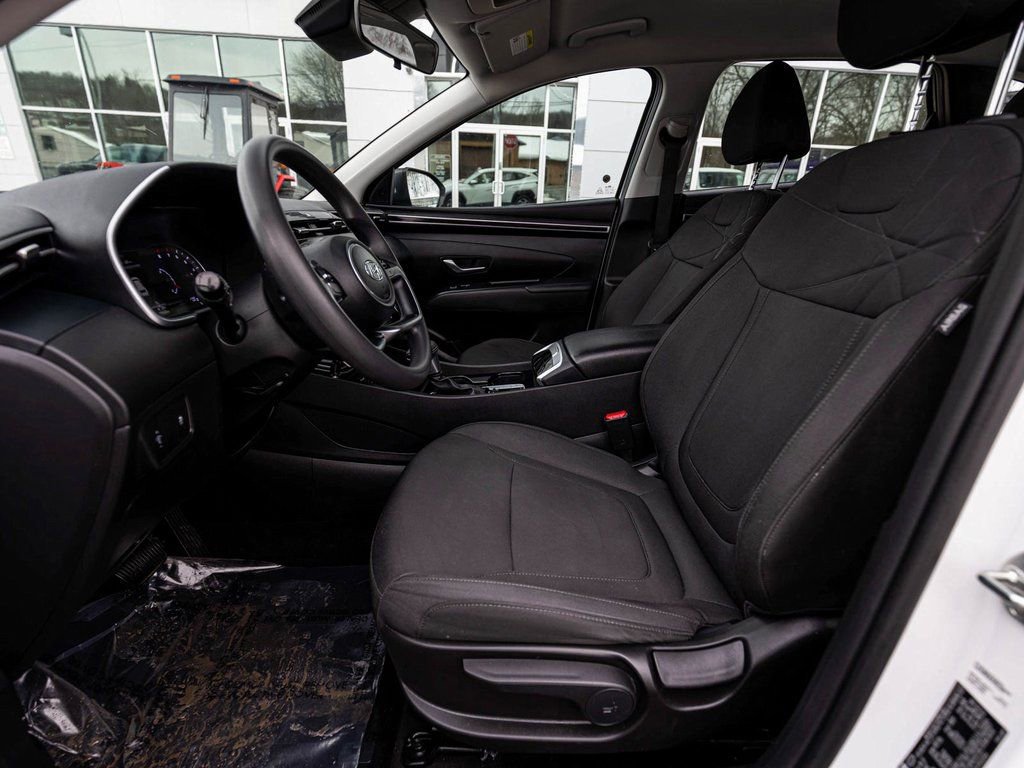 Used 2023 Hyundai Tucson SE image 26