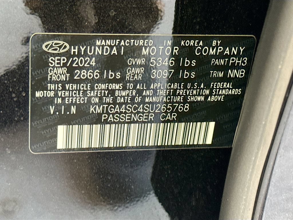 Used 2025 Genesis G80 2.5T AWD/4WD image 37