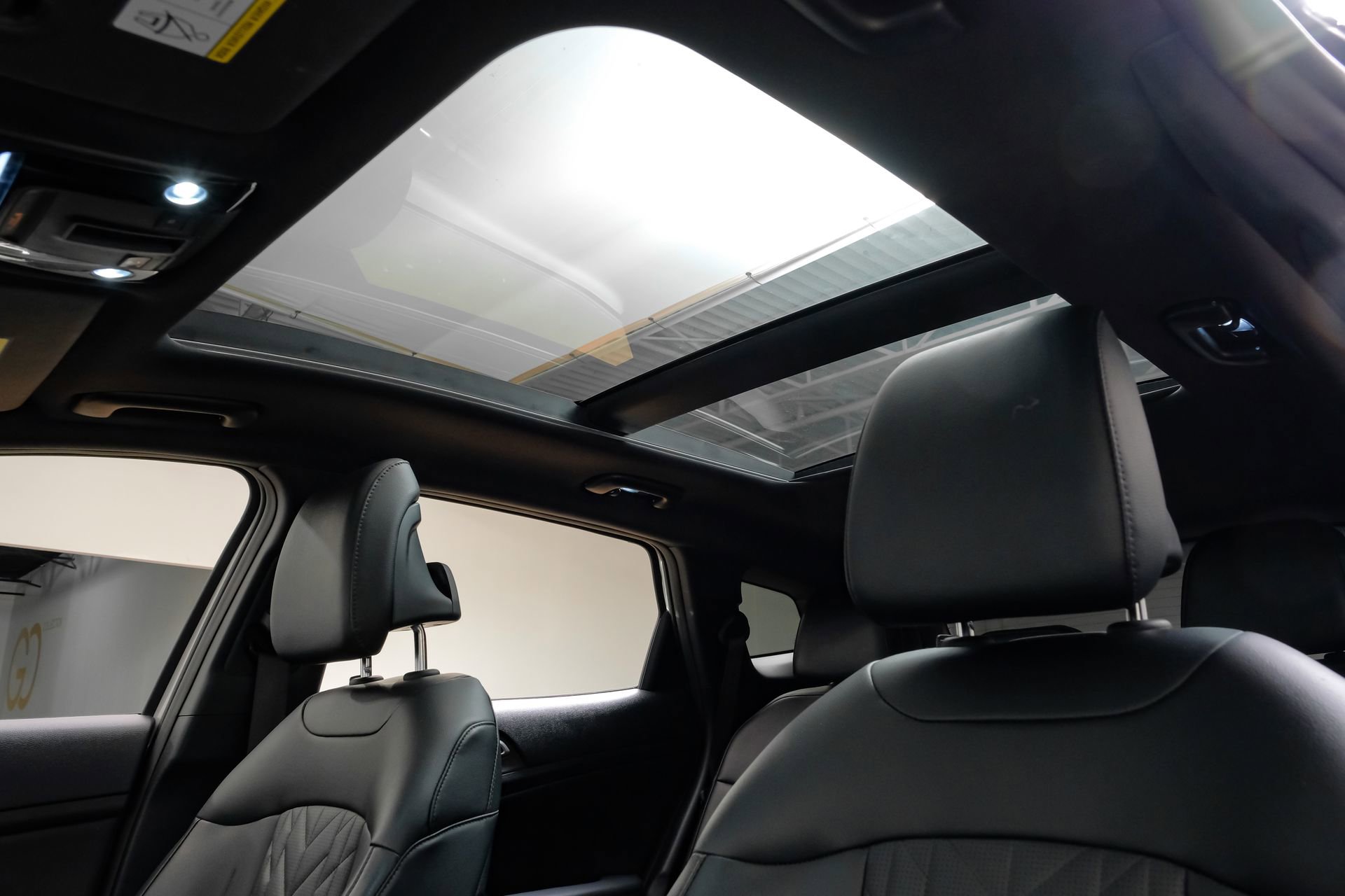 Used 2023 Kia Sportage X-Line w/ X-Line Premium Package image 5