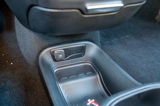 New 2026 Chrysler Pacifica Select image 25