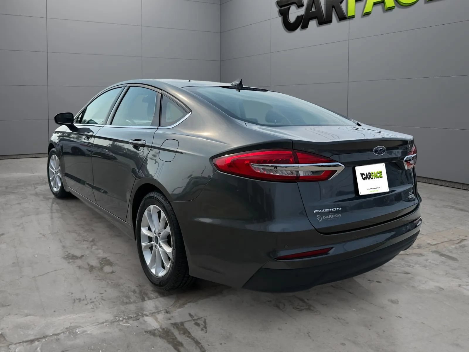 Used 2019 Ford Fusion SE FWD image 9