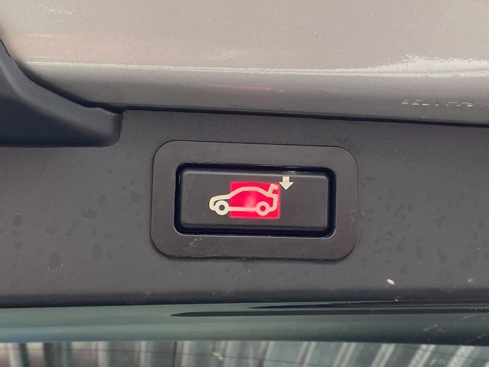 Used 2013 BMW X5 xDrive50i w/ Sport Activity Pkg image 17