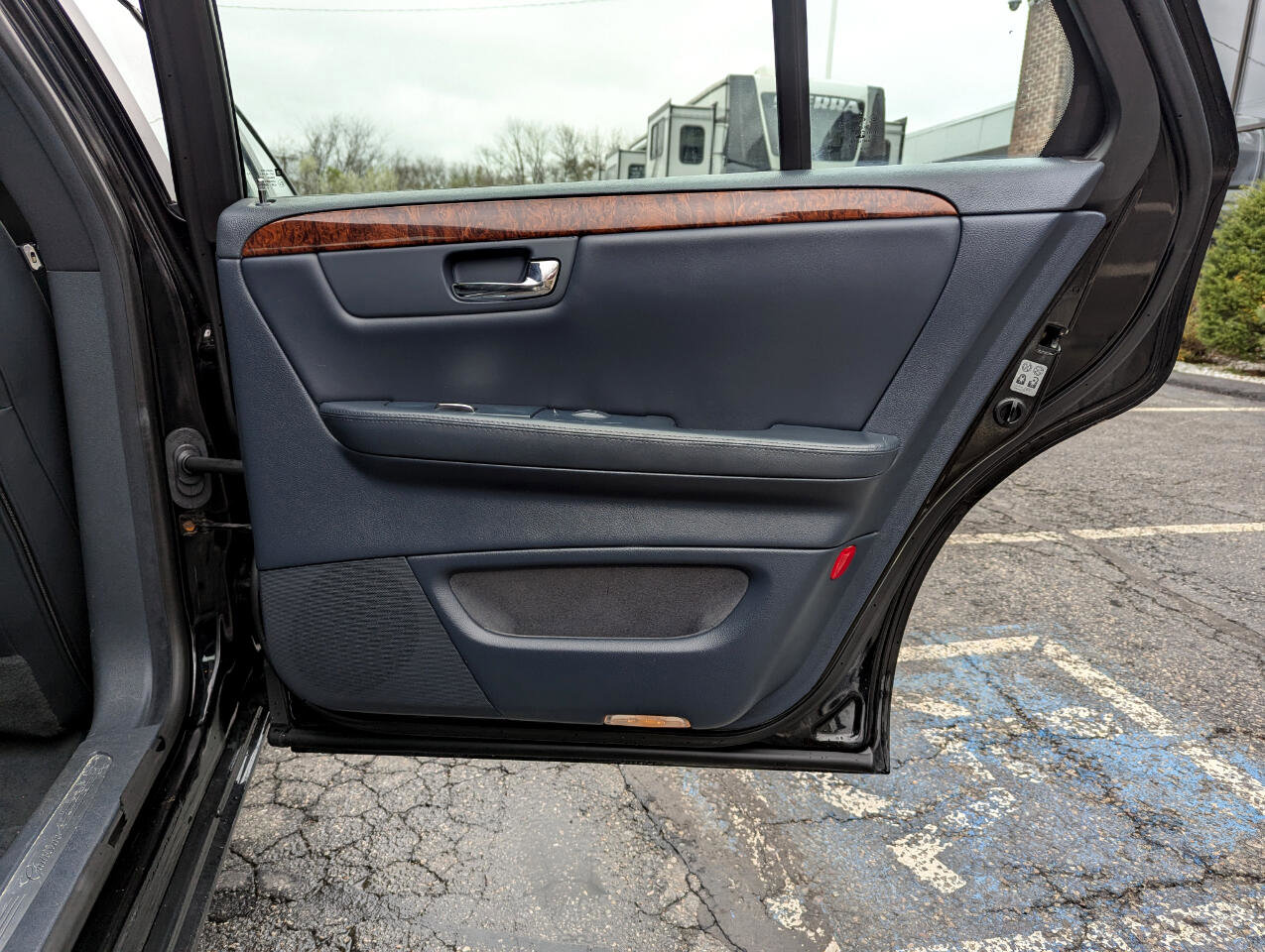 Used 2007 Cadillac DTS image 47