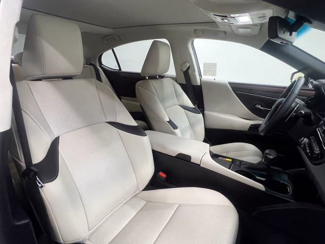 Certified 2024 Lexus ES 350 w/ Premium Package FWD image 11